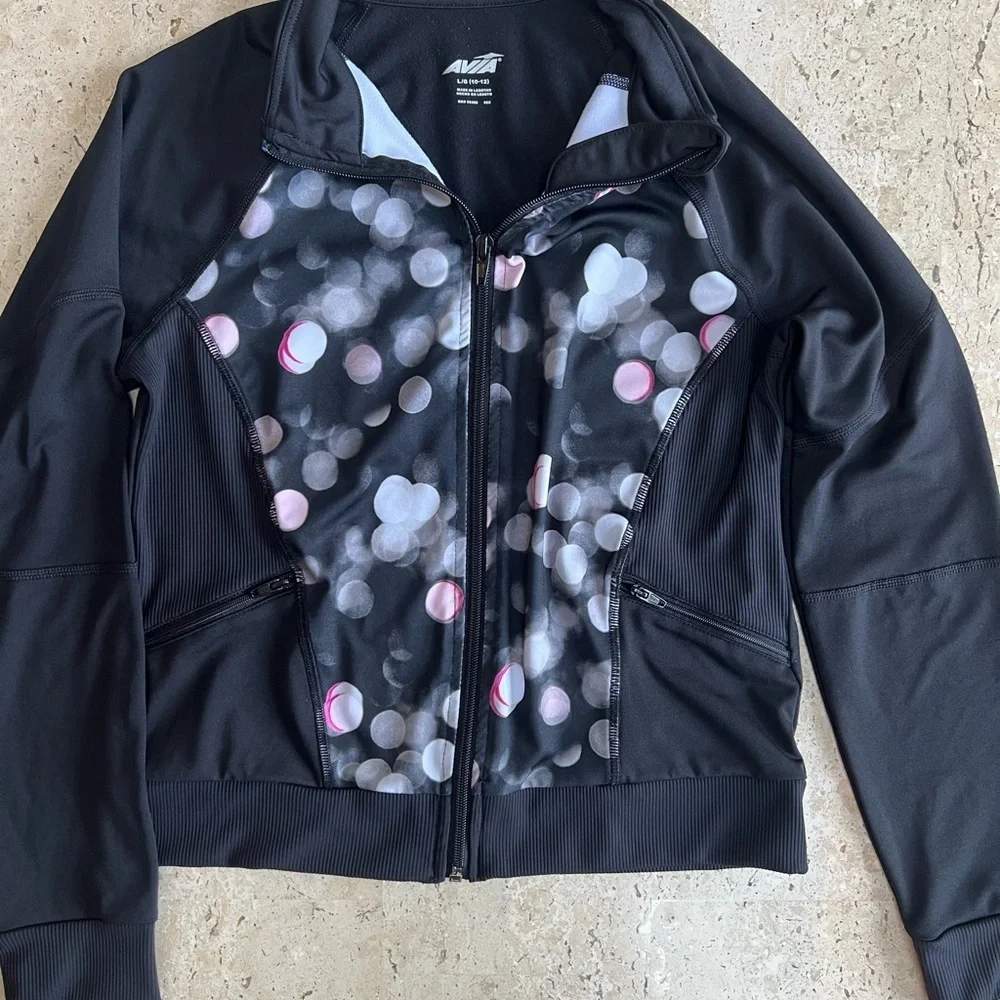 Girl’s Athletic Bundle Size Large 10-12 Leggings and Lightweight Jacket